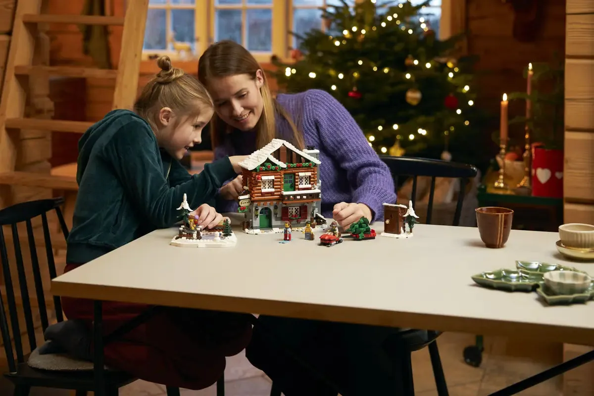 10325 LEGO ICONS ALPINE LODGE
