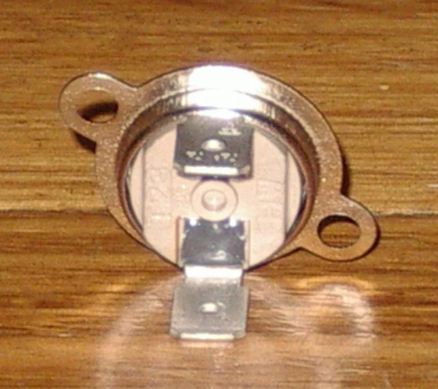 10A 150degreeC Normally Closed Safety Thermostat - Part # T23A150BSR2-15