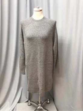ABERCROMBIE & FITCH SIZE LARGE Ladies DRESS