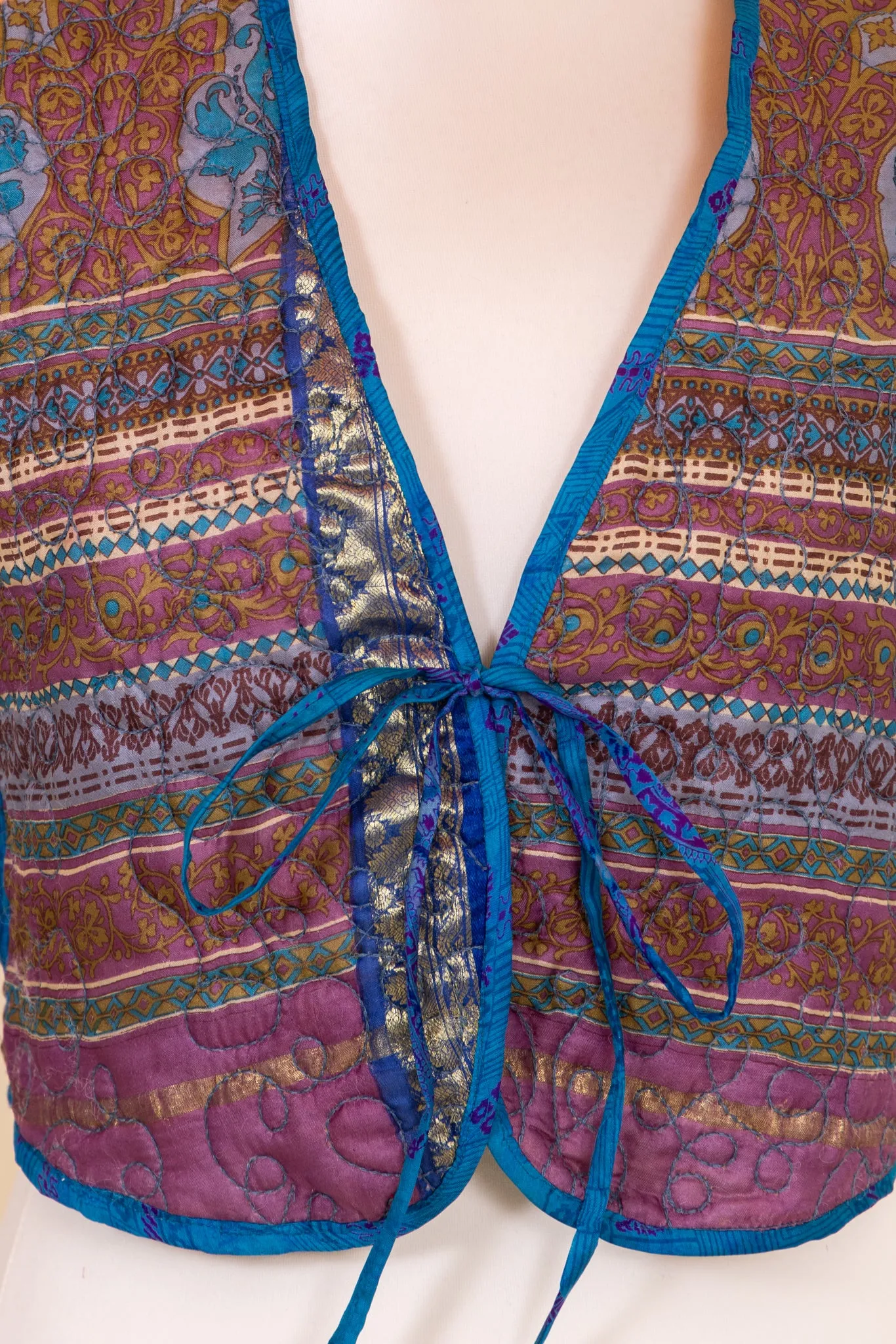Aditi Silk Kantha Reversible Waistcoat M - 004