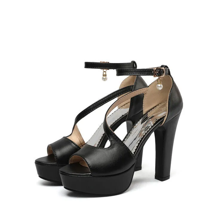 Brenda  Rmische Sandalen mit dicken Abstzen