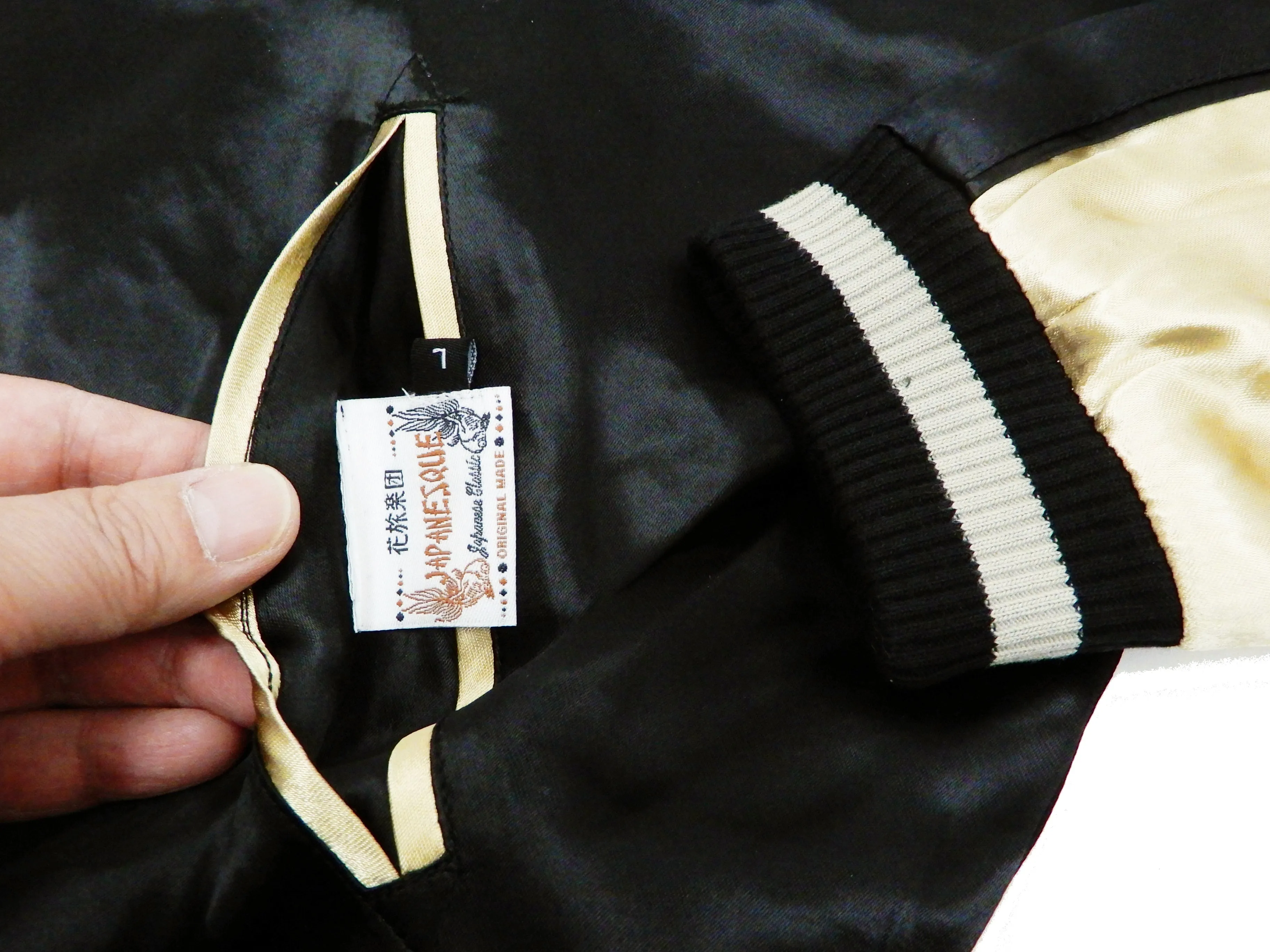 Japanesque Men's Japanese Souvenir Jacket Whale Breach Sukajan 3RSJ-041 Black/Beige
