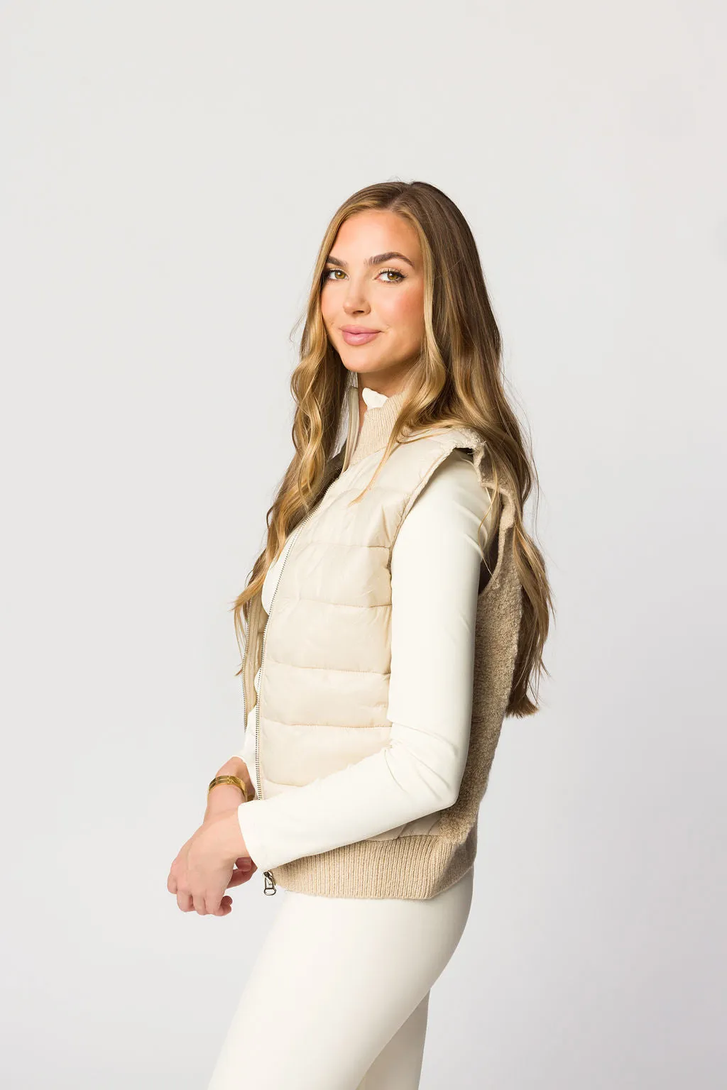 Miley Puffer Vest in Light Taupe