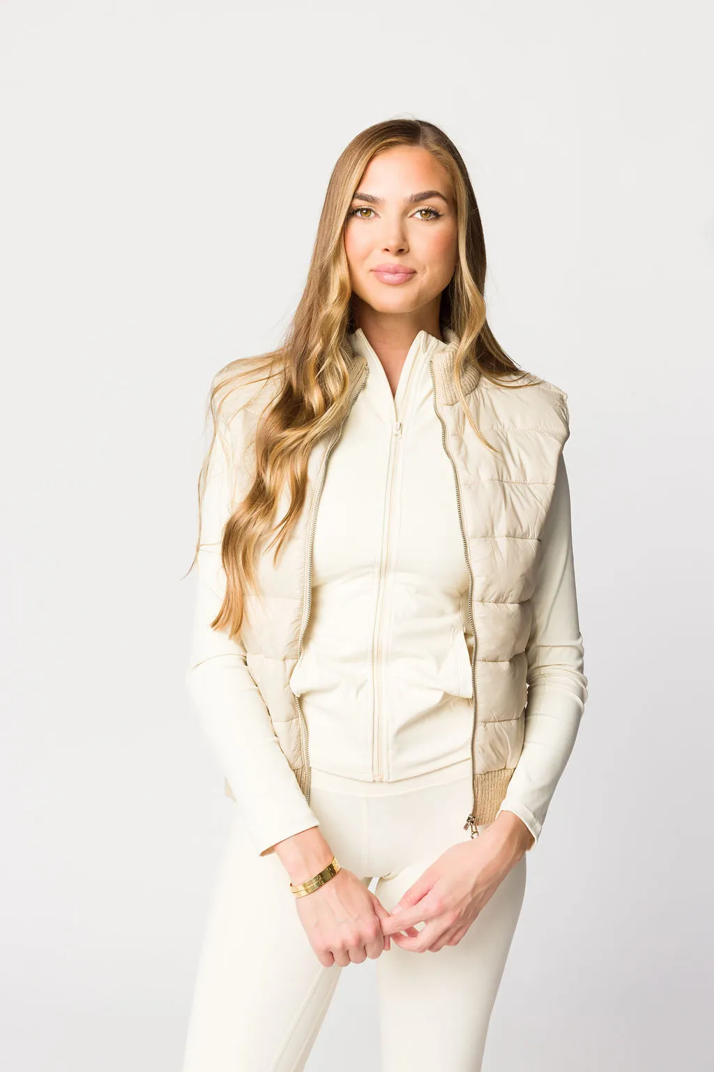 Miley Puffer Vest in Light Taupe