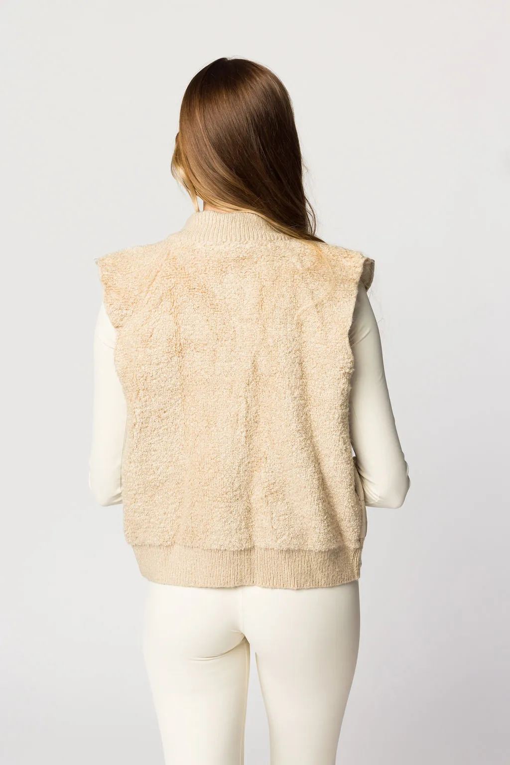 Miley Puffer Vest in Light Taupe